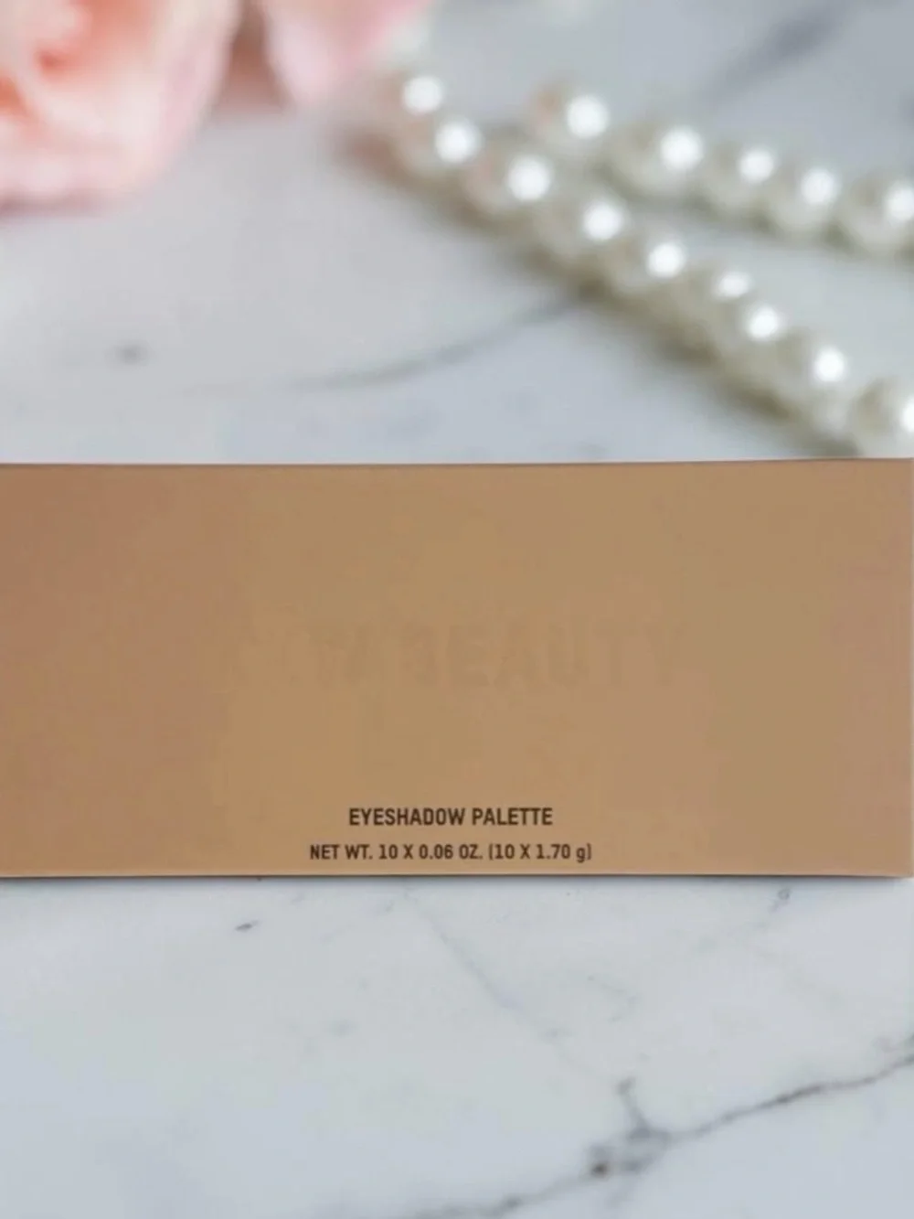 KKW BEAUTY CLASSIC BLOSSOM EYESHADOW PALETTE